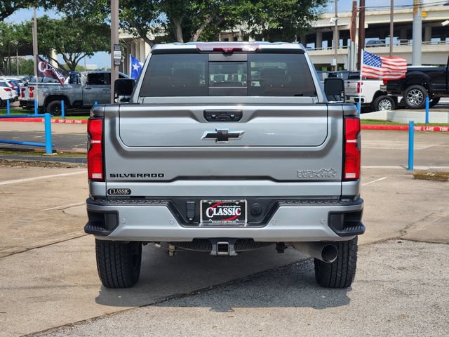 Used 2024 Chevrolet Silverado 2500 High Country w/ High Country Premium Package AWD/4WD image 6