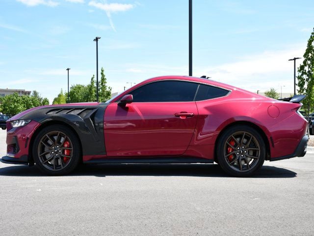 Used 2025 Ford Mustang GT Premium RWD image 6