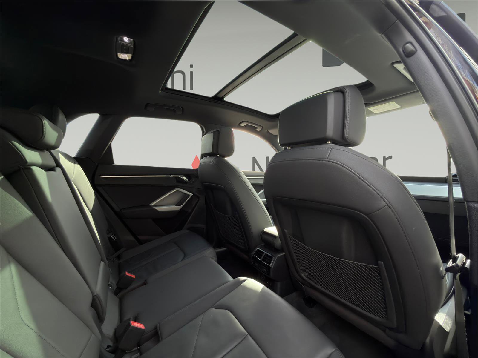 Used 2021 Audi Q3 2.0T Premium image 24