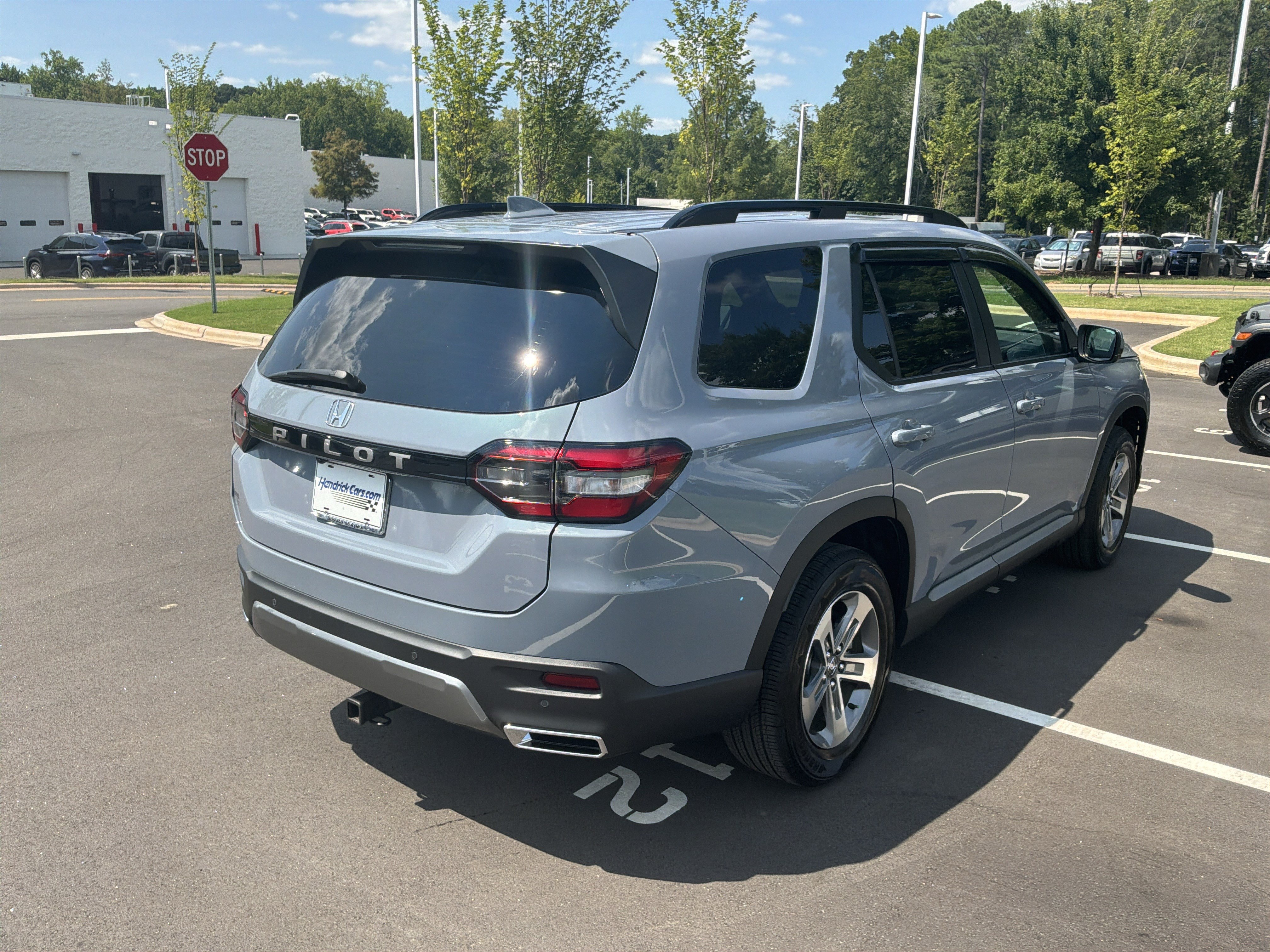 Used 2026 Honda Pilot EX-L image 10