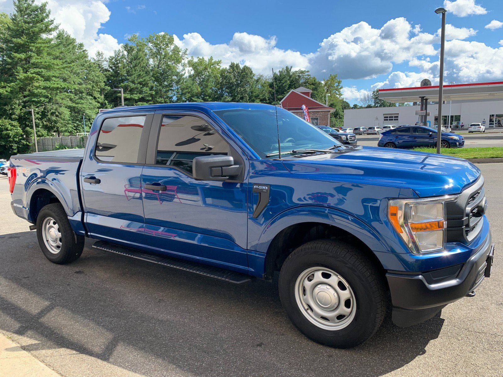 Used 2022 Ford F150 XL w/ Equipment Group 101A High AWD/4WD image 3