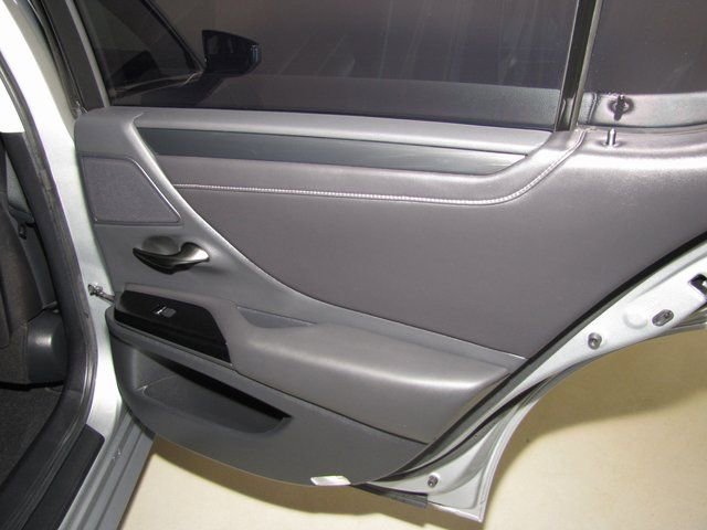 Used 2023 Lexus ES 350 w/ Accessory Package (Z1) image 19