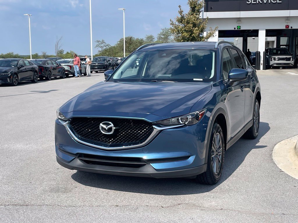 Used 2017 MAZDA CX-5 Touring w/ Preferred Equipment Package AWD/4WD image 3