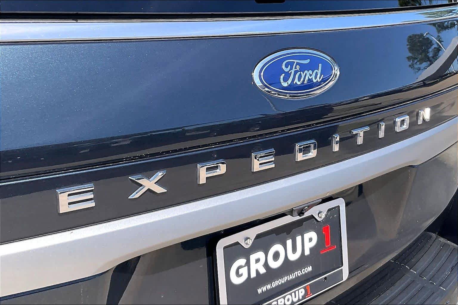 Used 2024 Ford Expedition XLT AWD/4WD image 30