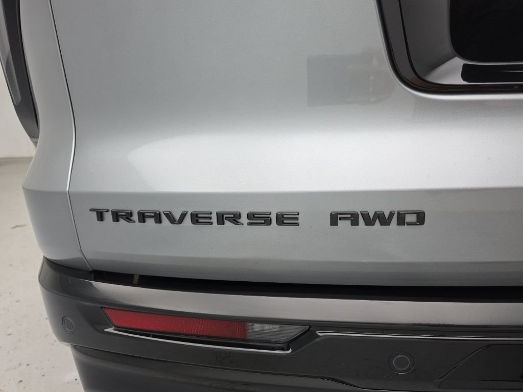 Used 2026 Chevrolet Traverse RS AWD/4WD image 71