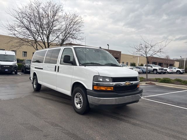 Used 2024 Chevrolet Express 3500 LT w/ LT Preferred Equipment Group RWD image 2