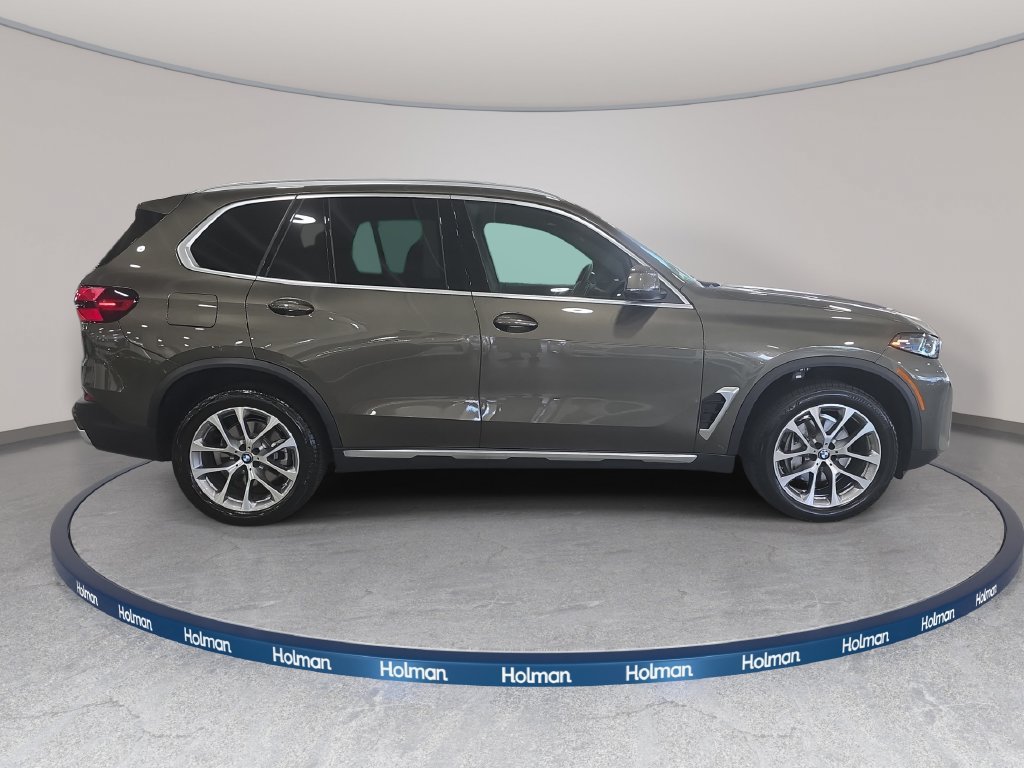 Used 2026 BMW X5 xDrive40i w/ Off-Road Package AWD/4WD image 5