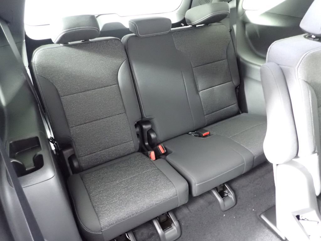 New 2026 Chevrolet Traverse LT w/ Midnight/Sport Edition image 29