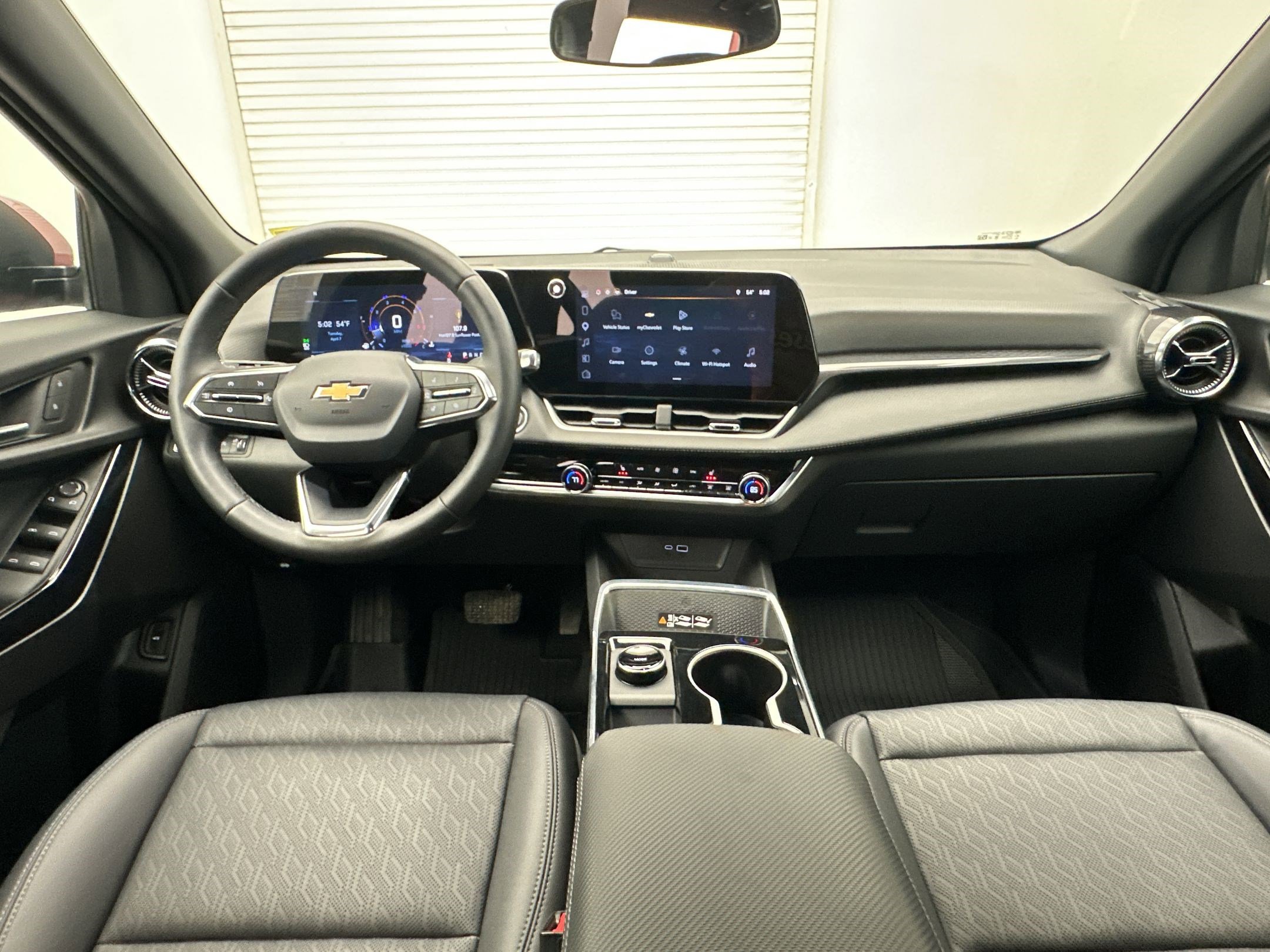 Certified 2026 Chevrolet Equinox LT w/ Convenience Package II image 17