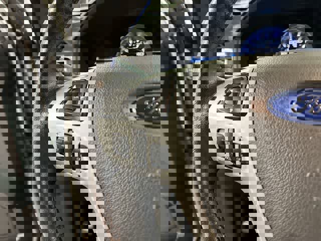 Used 2015 Ford Explorer XLT w/ Equipment Group 201B image 8