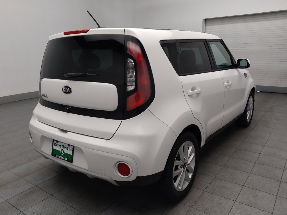 Used 2019 Kia Soul + FWD image 9