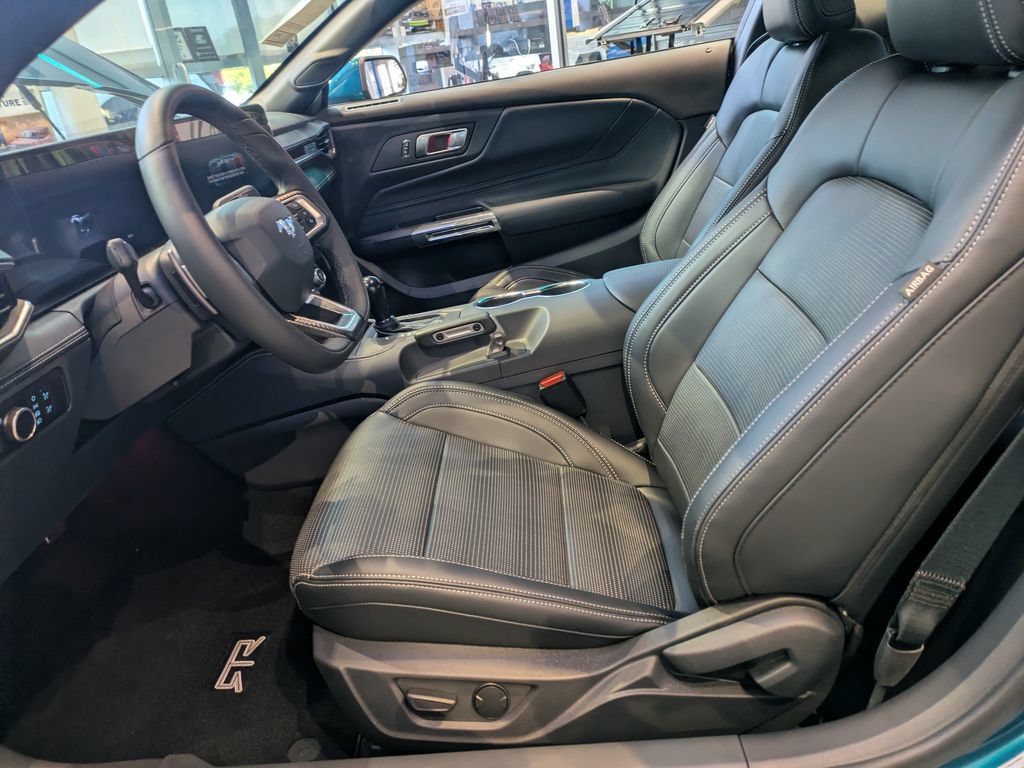 New 2026 Ford Mustang GT Premium w/ GT Performance Package RWD image 17