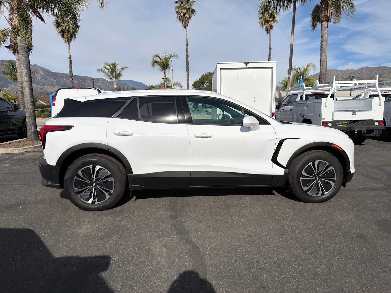 New 2025 Chevrolet Blazer EV LT w/ Super Cruise Package AWD/4WD image 9