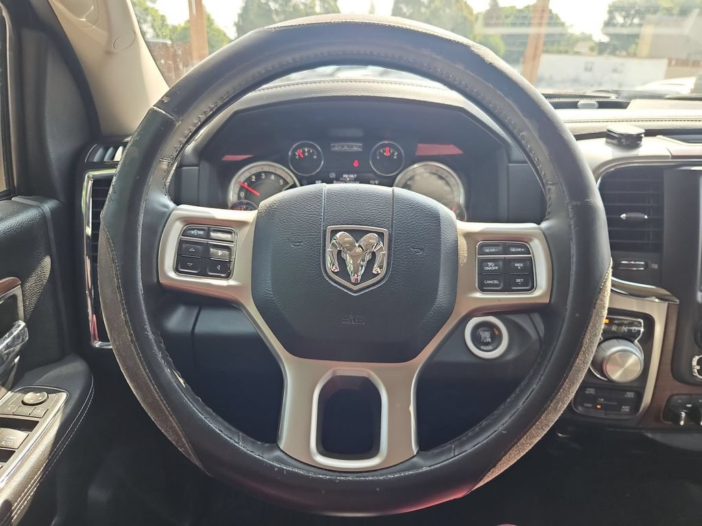 Used 2016 RAM 1500 Laramie w/ Convenience Group AWD/4WD image 20