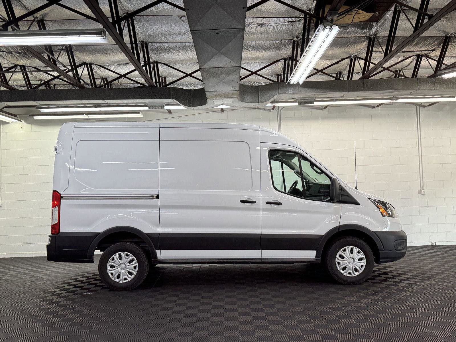 Used 2022 Ford E-Transit Medium Roof w/ Load Area Protection Package RWD image 4