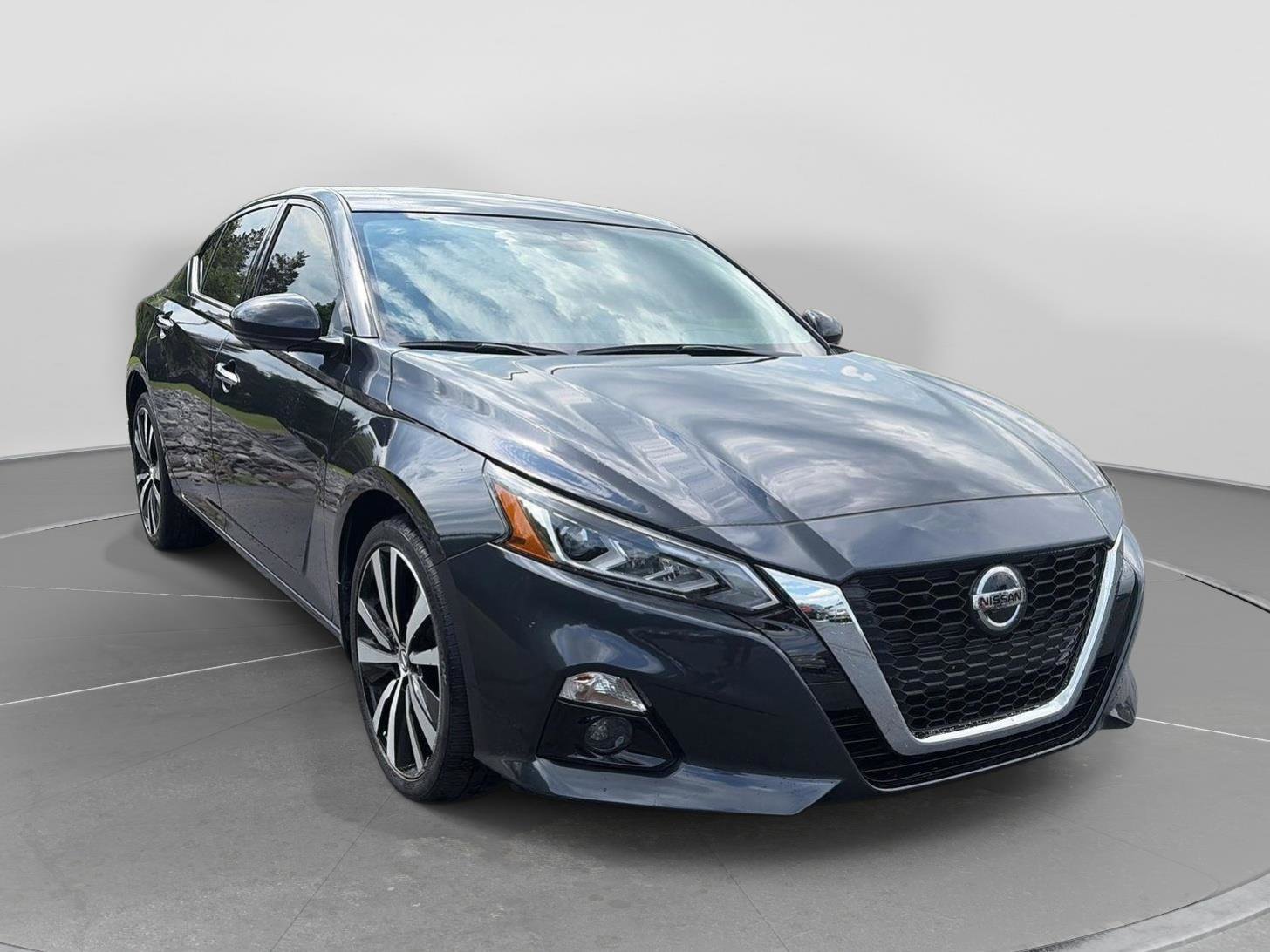 Used 2021 Nissan Altima 2.5 Platinum AWD/4WD image 7