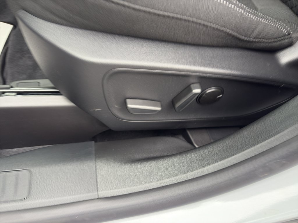 New 2026 Ford Escape Active w/ Active Premium Tech Pack AWD/4WD image 17