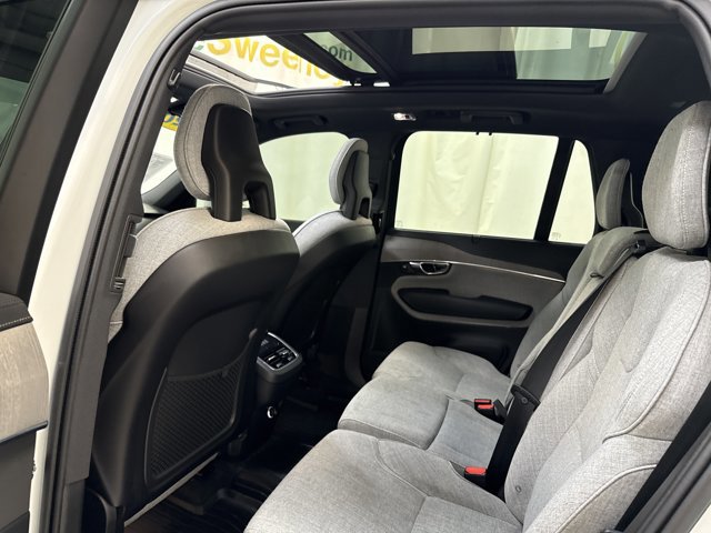 Used 2020 Volvo XC90 T6 Inscription w/ Protection Package Premier image 14