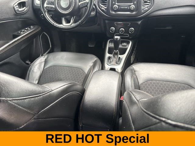 Used 2018 Jeep Compass Latitude FWD image 35
