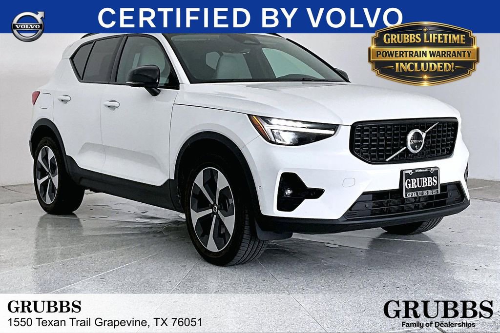 Used 2025 Volvo XC40 B5 Plus