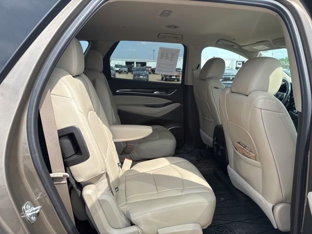 Used 2020 Buick Enclave Essence image 21