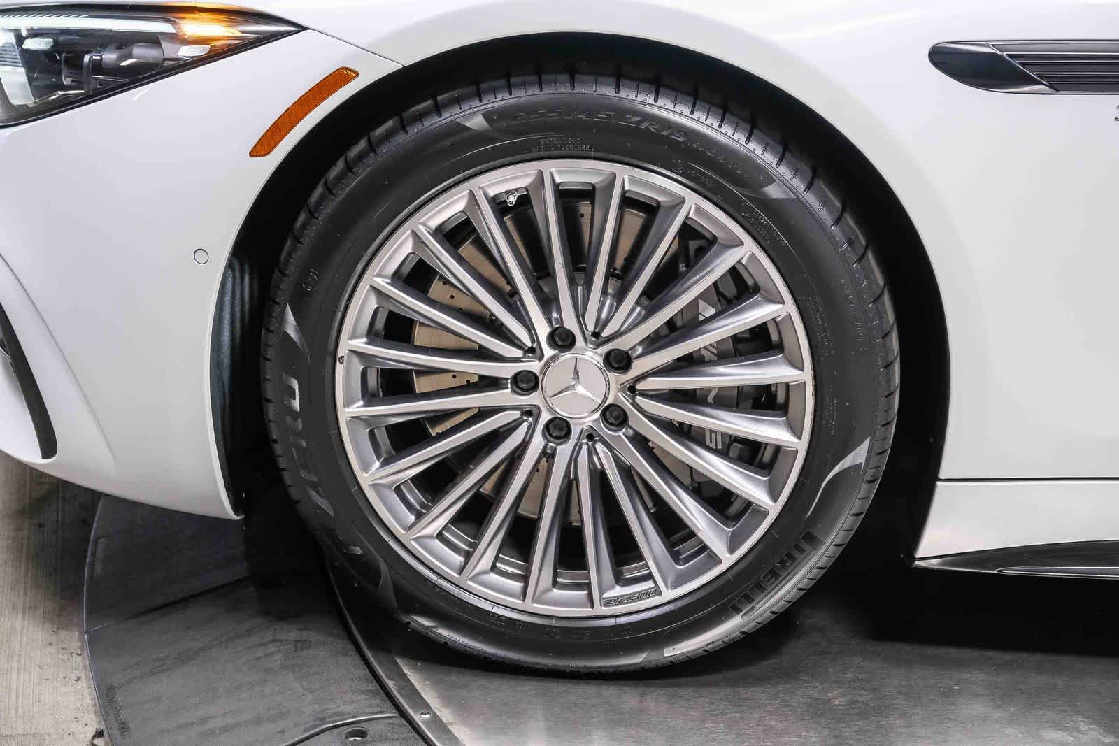 Used 2023 Mercedes-Benz SL 43 AMG image 10