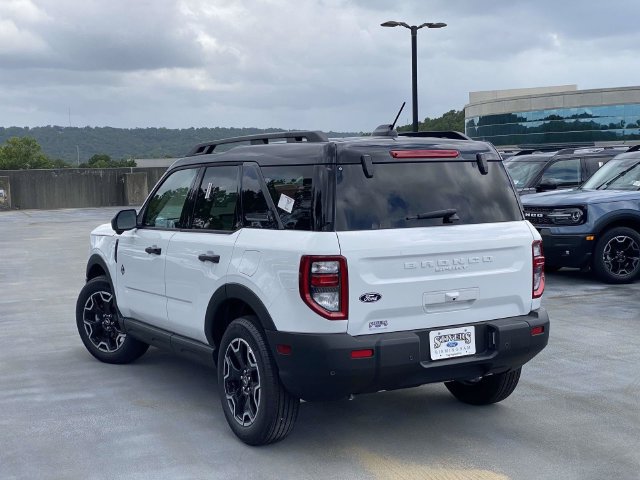 New 2026 Ford Bronco Sport Outer Banks w/ Outer Banks Tech Package+ AWD/4WD image 4