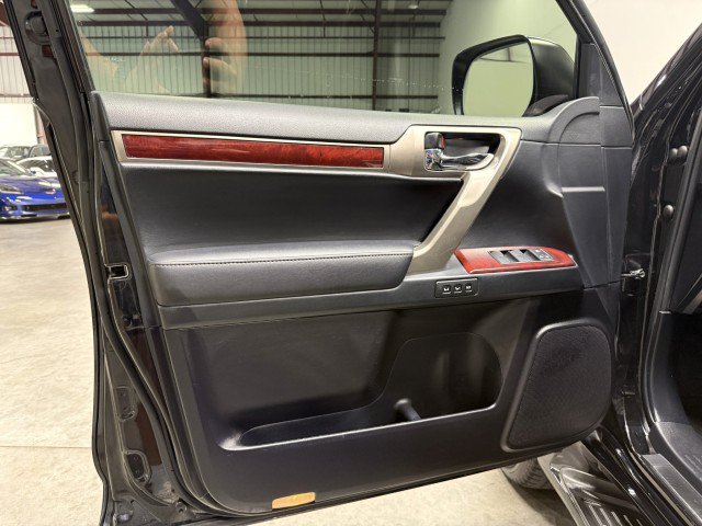 Used 2013 Lexus GX 460 Premium AWD/4WD image 35