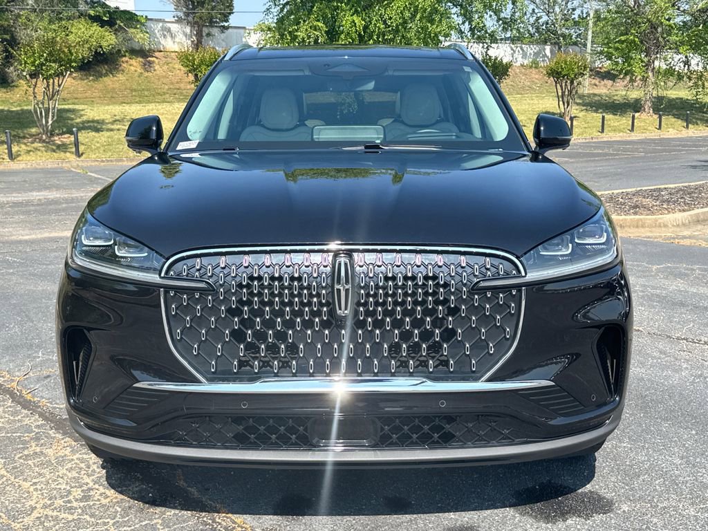 Used 2025 Lincoln Aviator Reserve w/ Equipment Group 201A AWD/4WD image 4