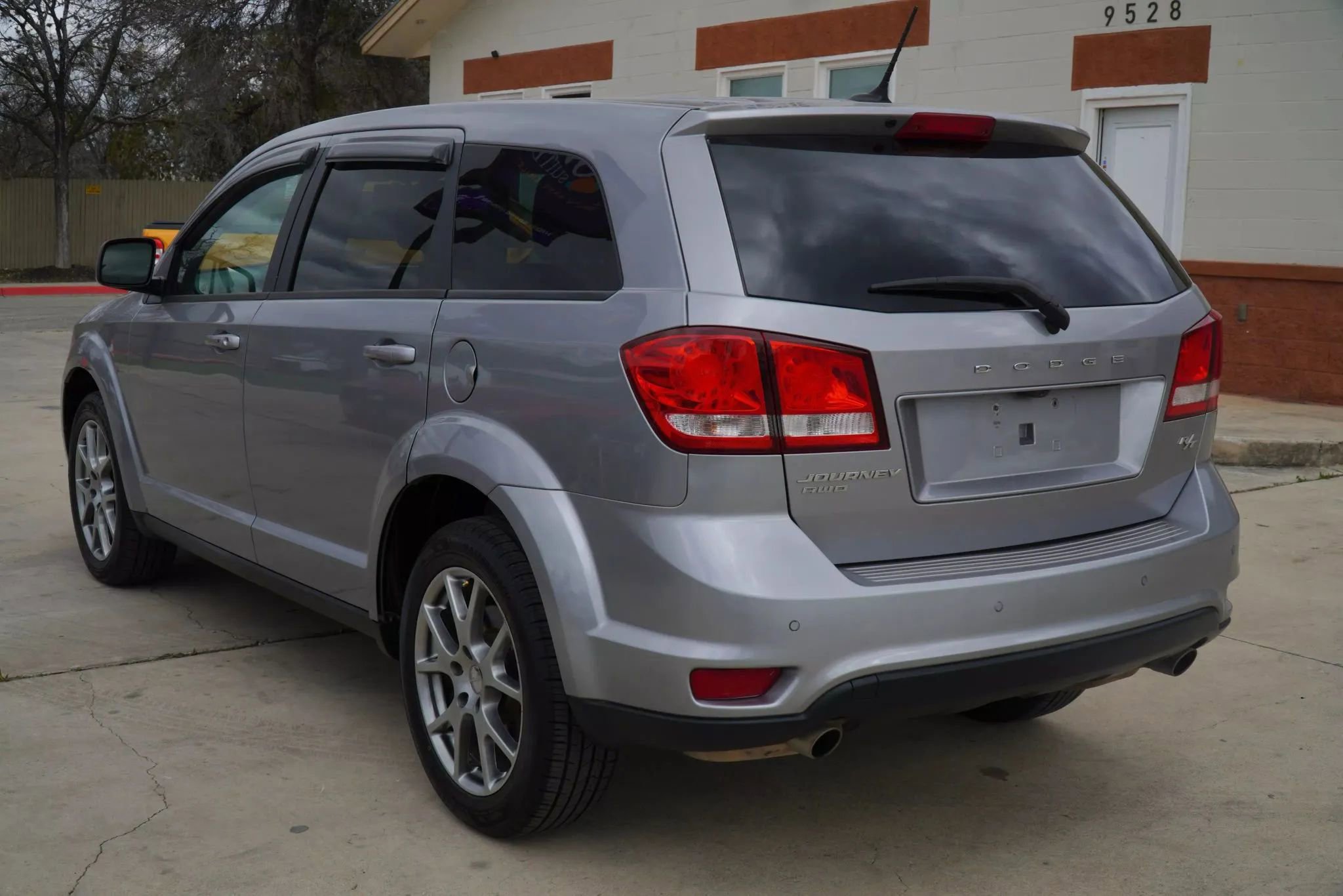 Used 2016 Dodge Journey R/T image 4
