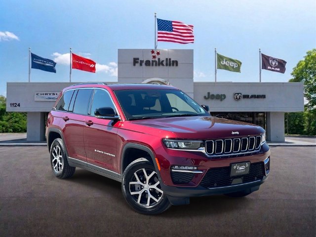 Certified 2025 Jeep Grand Cherokee Limited w/ Luxury Tech Group II RWD image 1