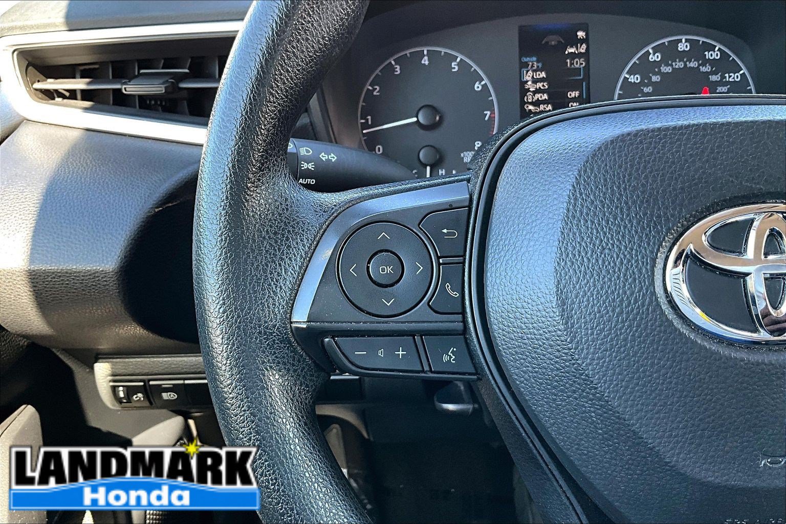 Used 2024 Toyota Corolla LE FWD image 19