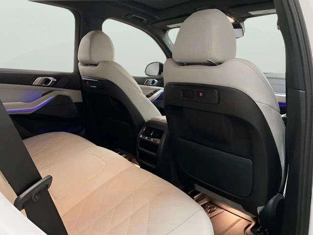 Used 2023 BMW X5 sDrive40i w/ Premium Package RWD image 21