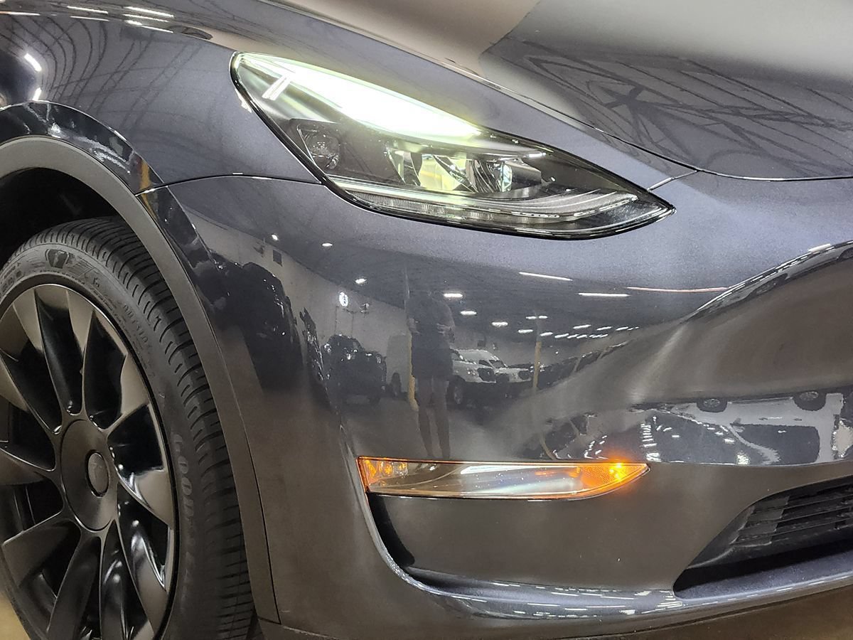 Used 2024 Tesla Model Y Long Range AWD/4WD image 13