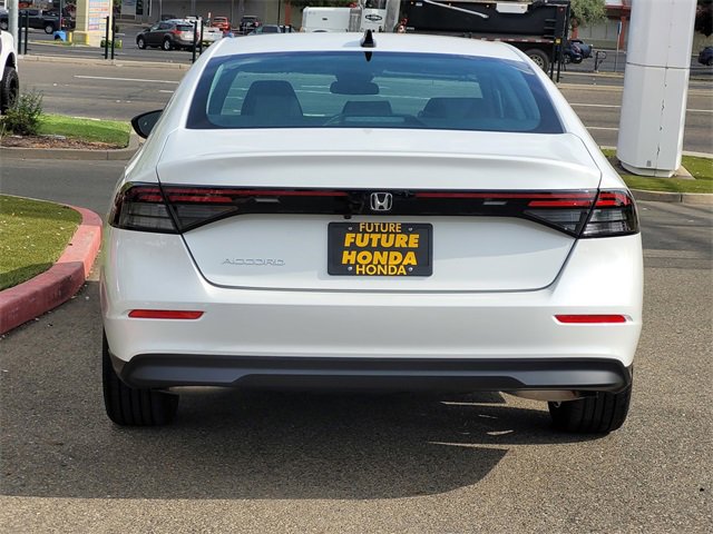 New 2025 Honda Accord SE image 6