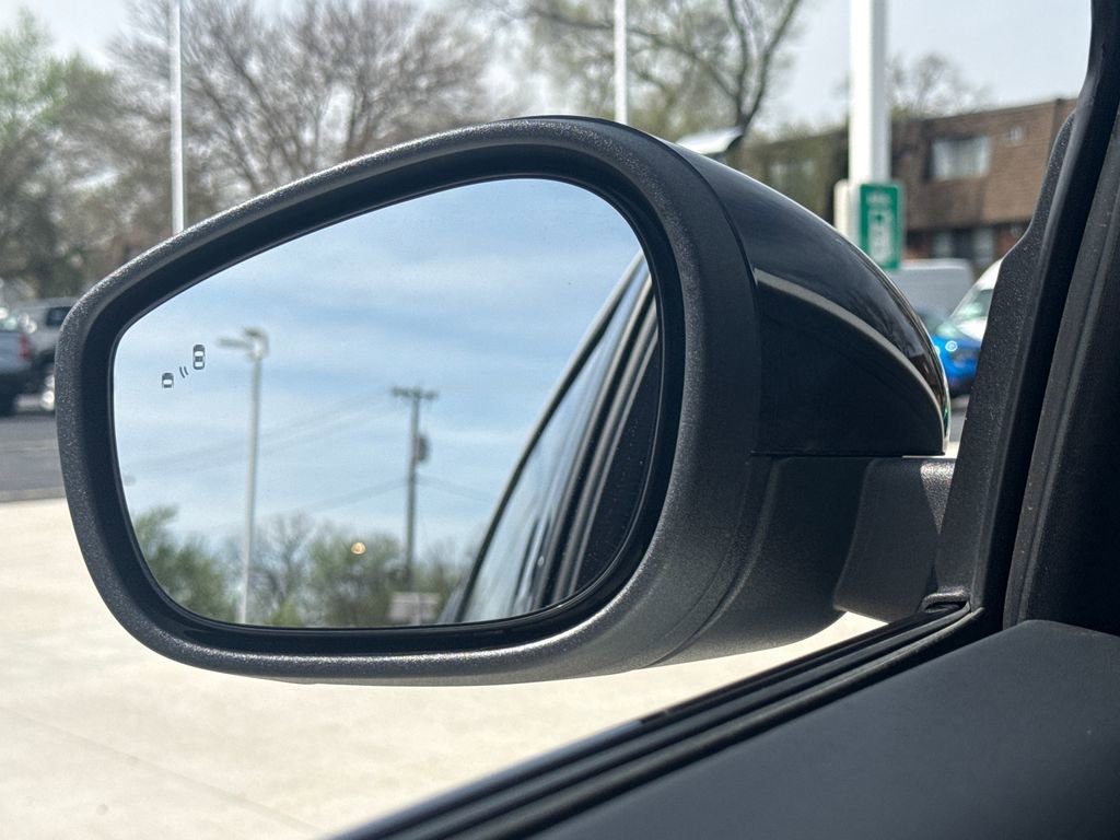 Used 2025 Ford Mustang Mach-E Premium image 39