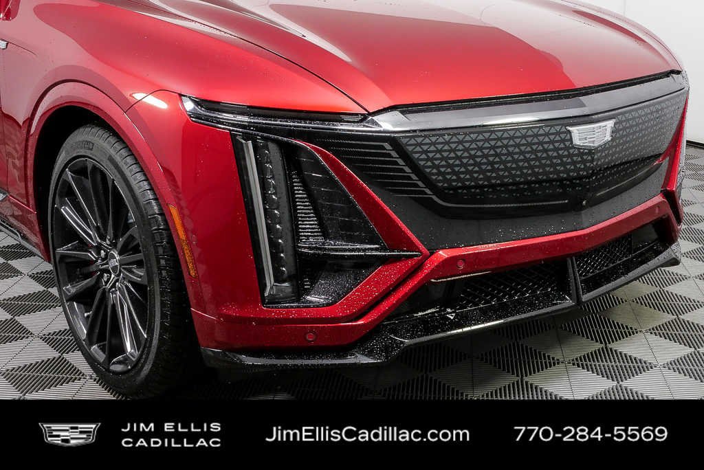 Certified 2026 Cadillac Lyriq V AWD/4WD image 38
