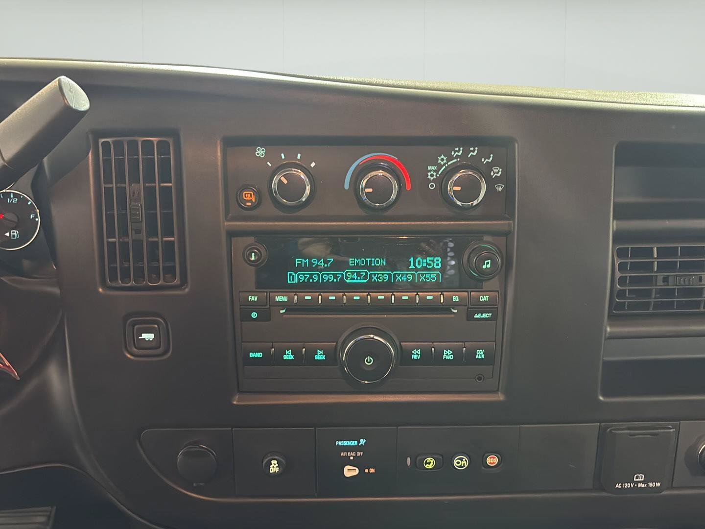 Used 2019 Chevrolet Express 2500 w/ Communications Package RWD image 5