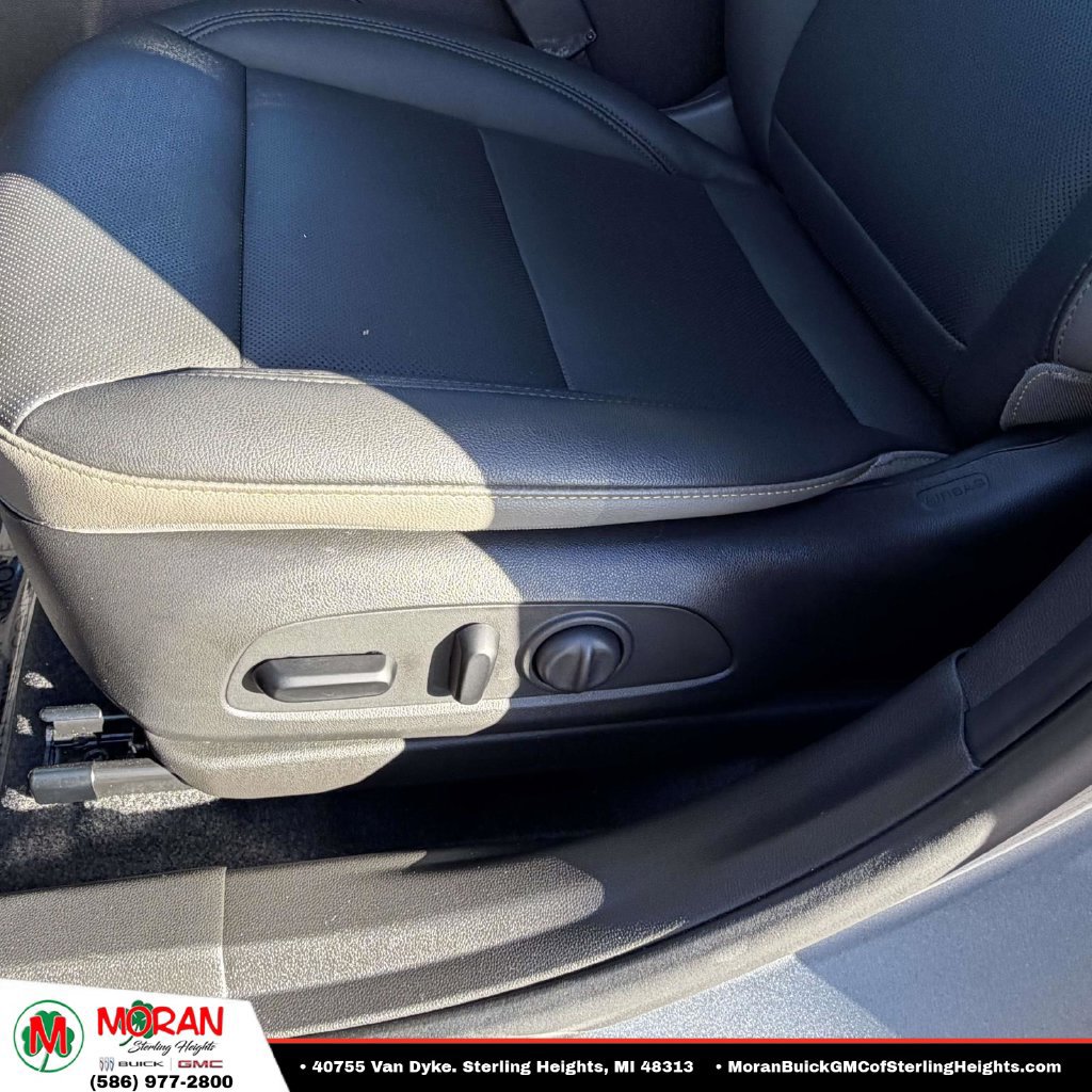 Certified 2024 Chevrolet Trax ACTIV w/ Sunroof Package FWD image 19