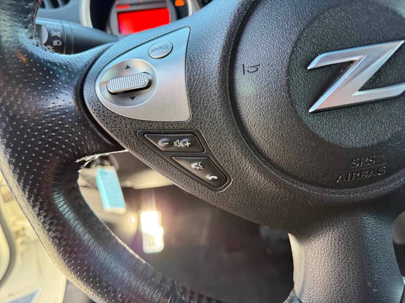 Used 2017 Nissan 370Z Coupe RWD image 28