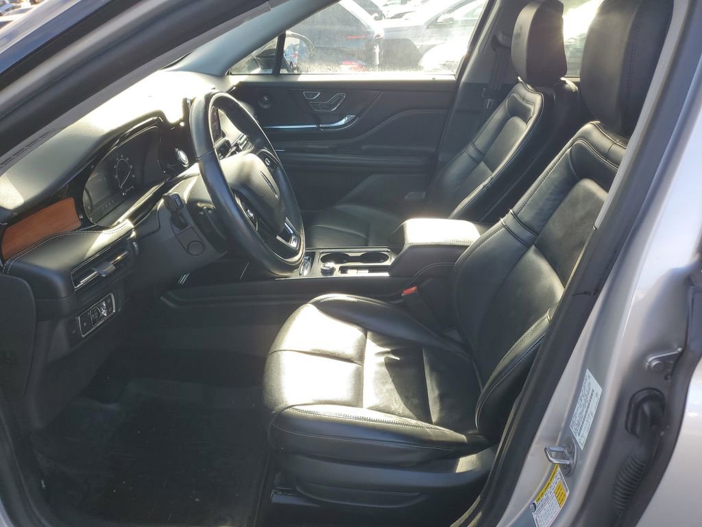 Used 2020 Lincoln Corsair Reserve w/ Equipment Group 201A image 13