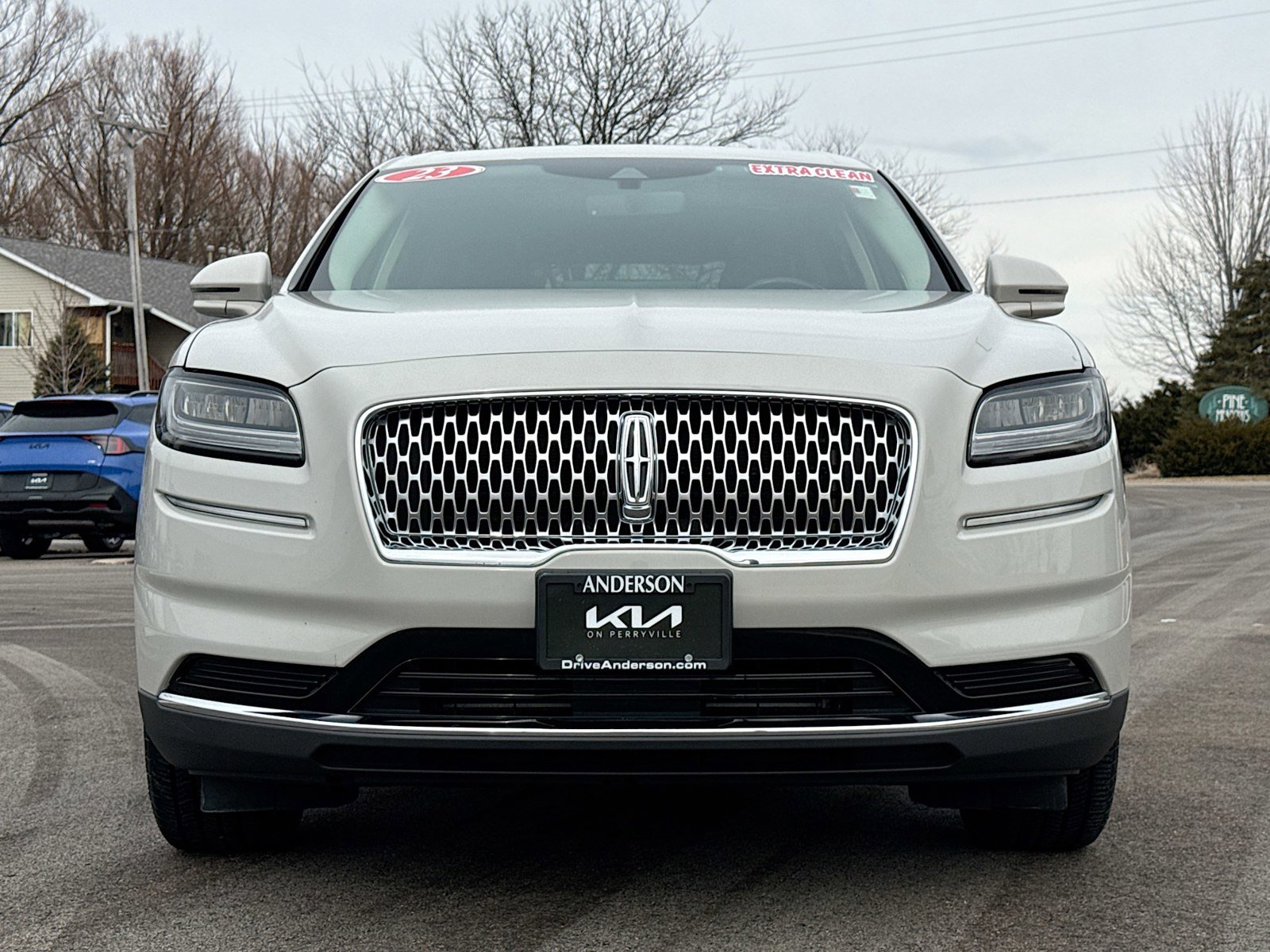 Used 2023 Lincoln Nautilus Reserve image 17