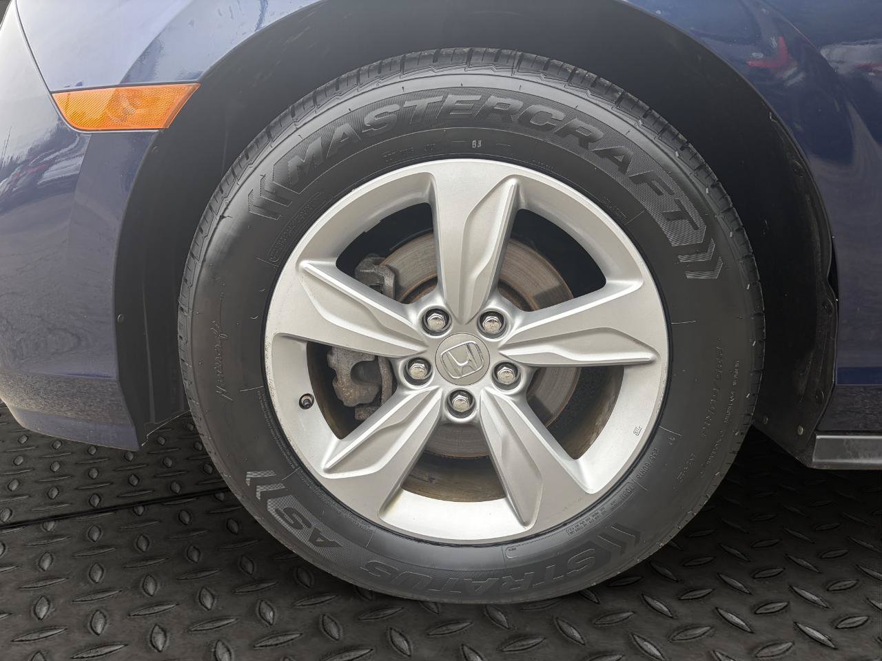 Used 2018 Honda Odyssey EX-L image 20