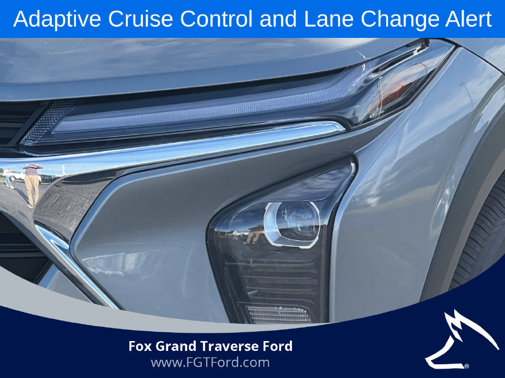 Used 2025 Chevrolet Trax LT w/ Driver Confidence Package FWD image 35