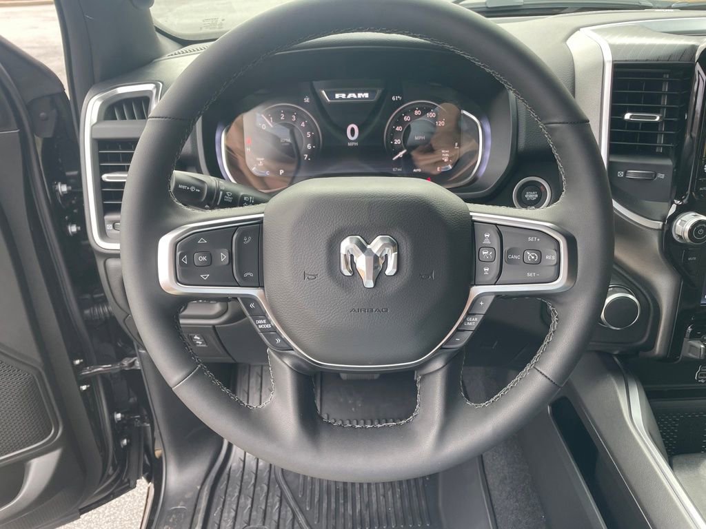 New 2026 RAM 1500 4x4 Crew Cab image 13