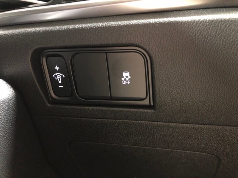 New 2026 Kia Sorento S w/ S Panoramic Sunroof Package image 23