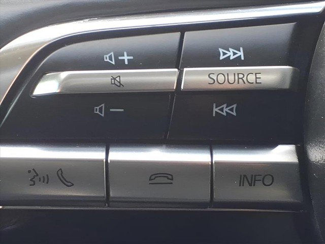 Used 2023 MAZDA MAZDA3 s image 19