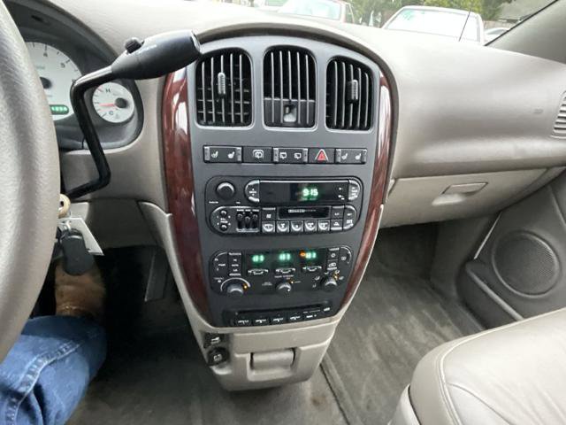 Used 2001 Dodge Grand Caravan ES image 11