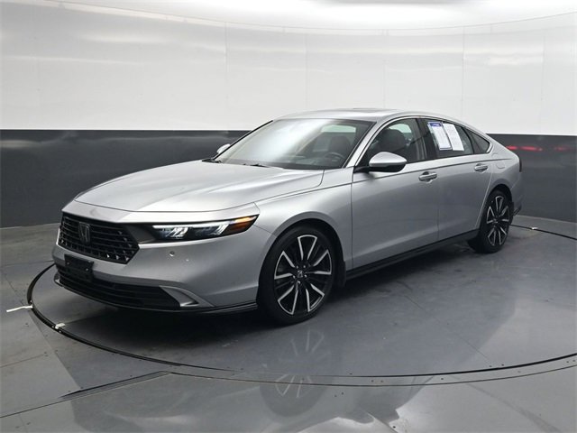 Used 2024 Honda Accord Touring image 8