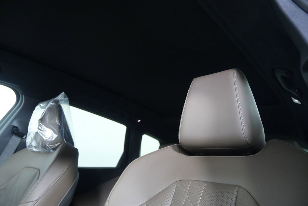 Certified 2025 BMW X3 xDrive30i w/ Premium Package AWD/4WD image 11